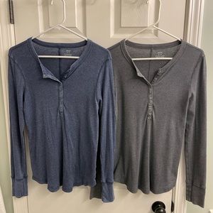 Set of 2 Aerie Henley snap button shirts size M